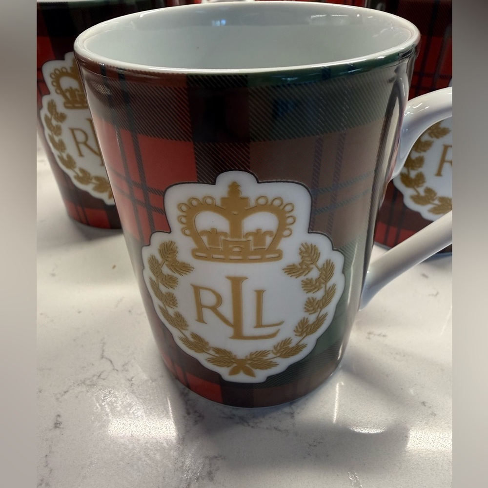 Like New Lauren Ralph Lauren Knockhill Tartan Plaid China Mugs with Gold Crest